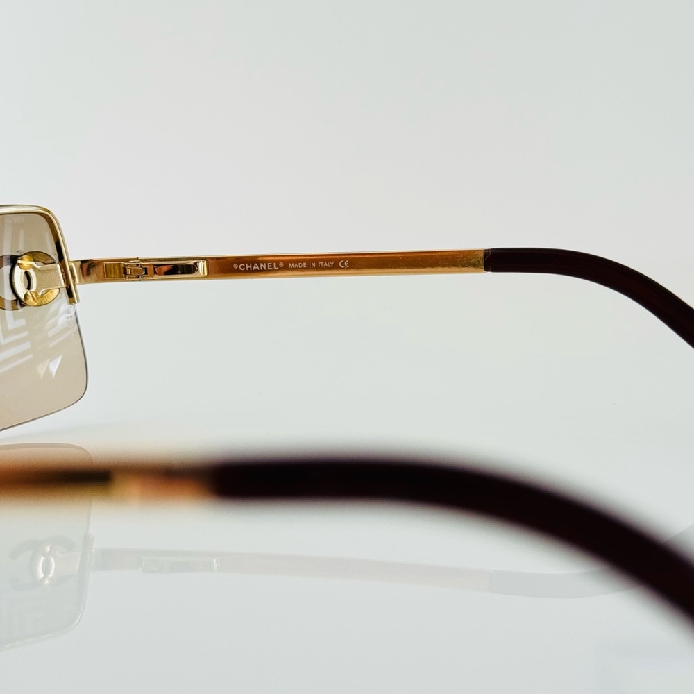 LIKE NEW✨ CHANEL RARE RIMLESS 4104-B Swarovski gold brown sunglasses - Picture 12 of 15